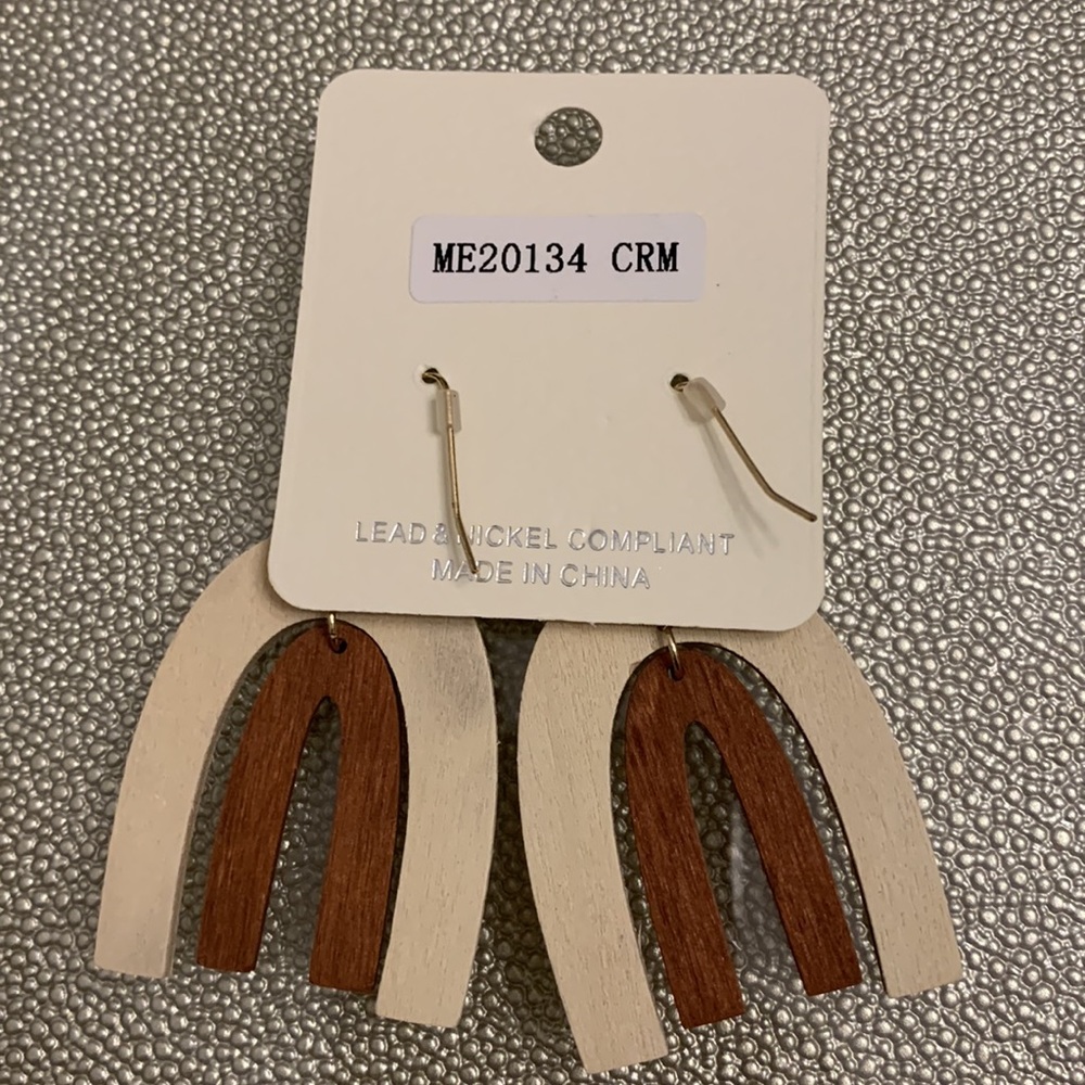 Retro Wood two-tone earrings - Picture 2 of 4